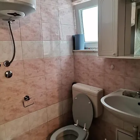 Dine Apartment